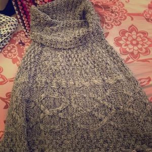 Old navy Poncho size XS